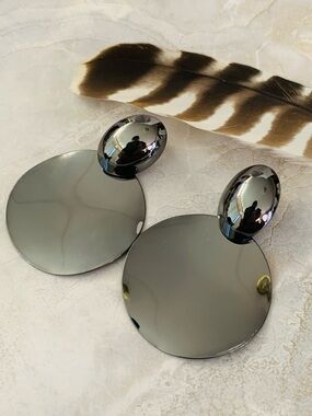FAMARINE Big Disc Drop Earrings